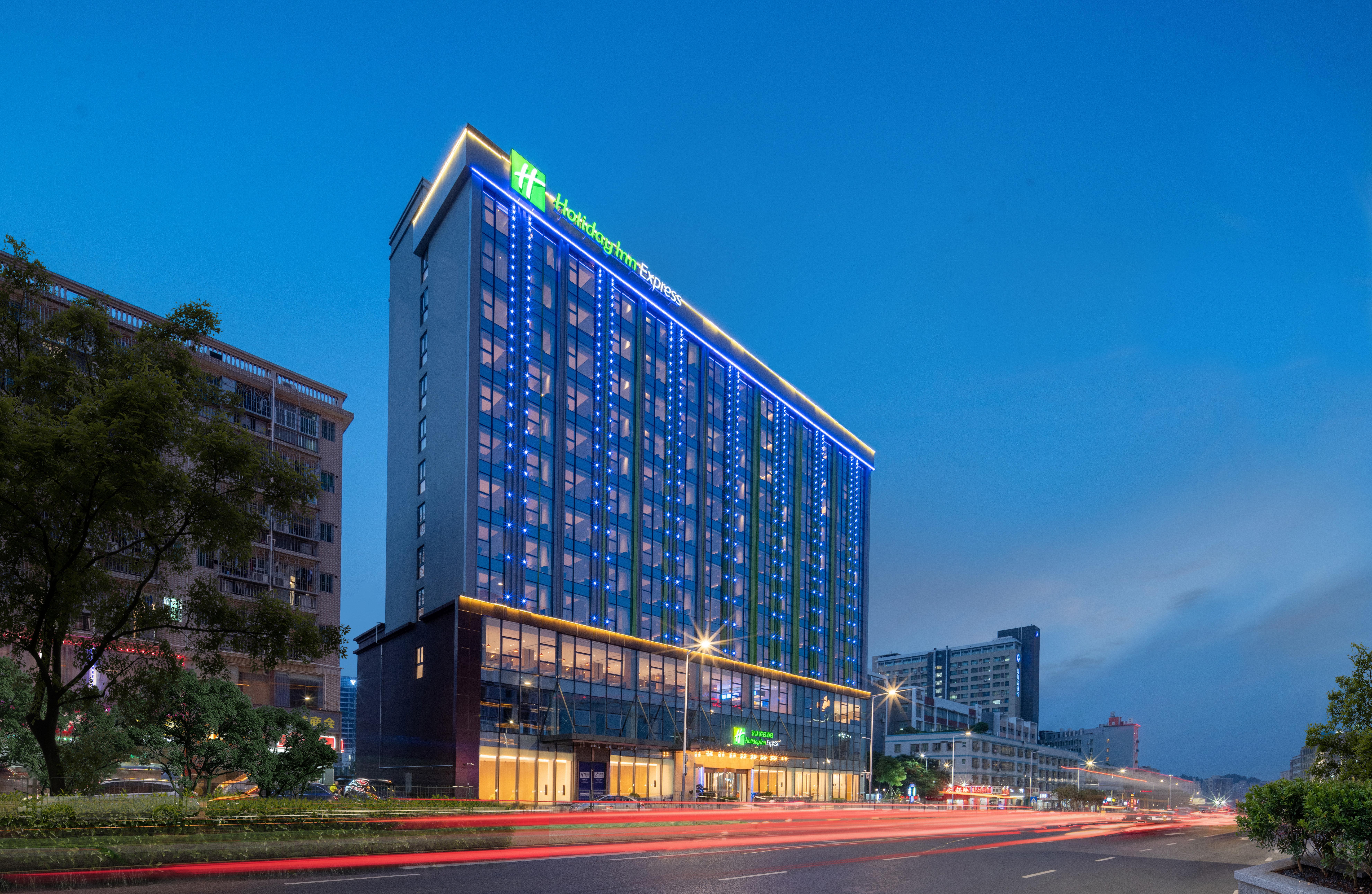 Holiday Inn Express Shenzhen Longhua By Ihg Extérieur photo